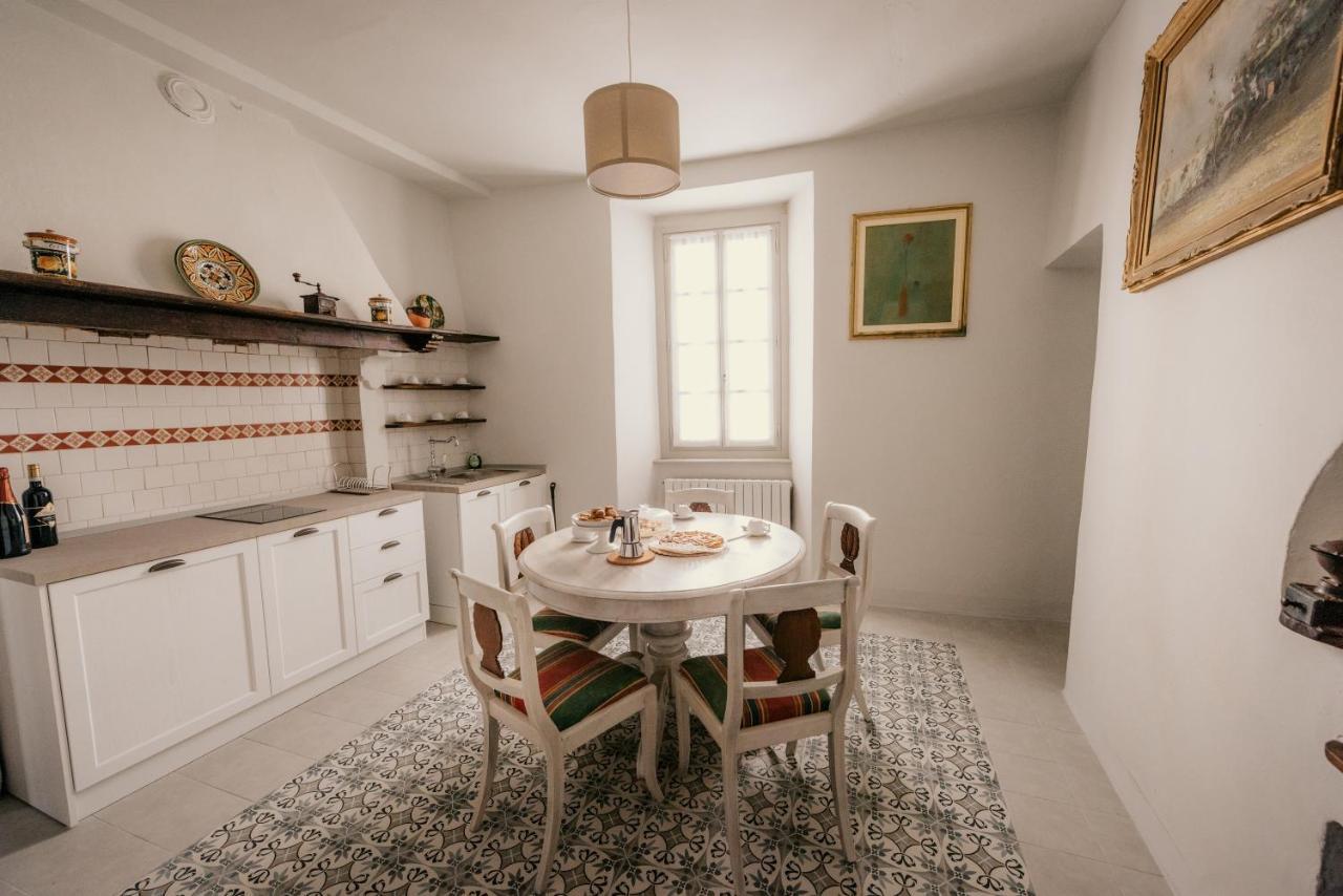 Apartamento Casa Cecilia Santo Stefano Belbo Exterior foto