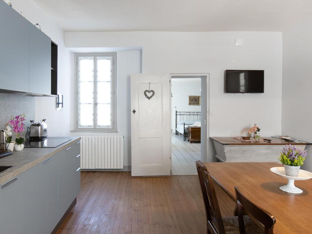 Apartamento Casa Cecilia Santo Stefano Belbo Exterior foto